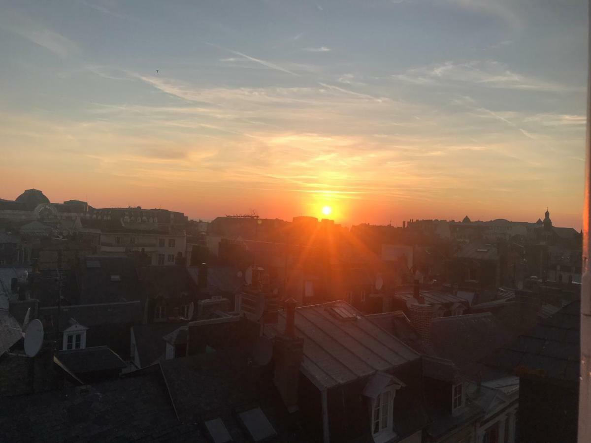 Le Cocooning T2 Renove Et 5Min A Pied De La Mer Au Coeur De Trouville エクステリア 写真